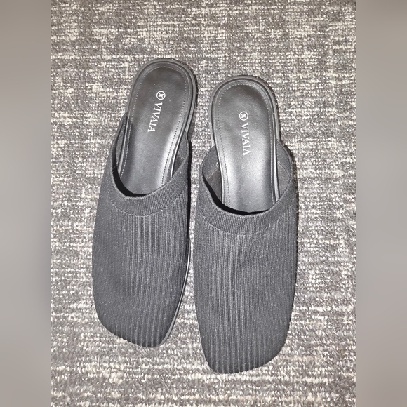 VIVAIA Black Ribbed Square-Toe Mule - Picture 4 of 10
